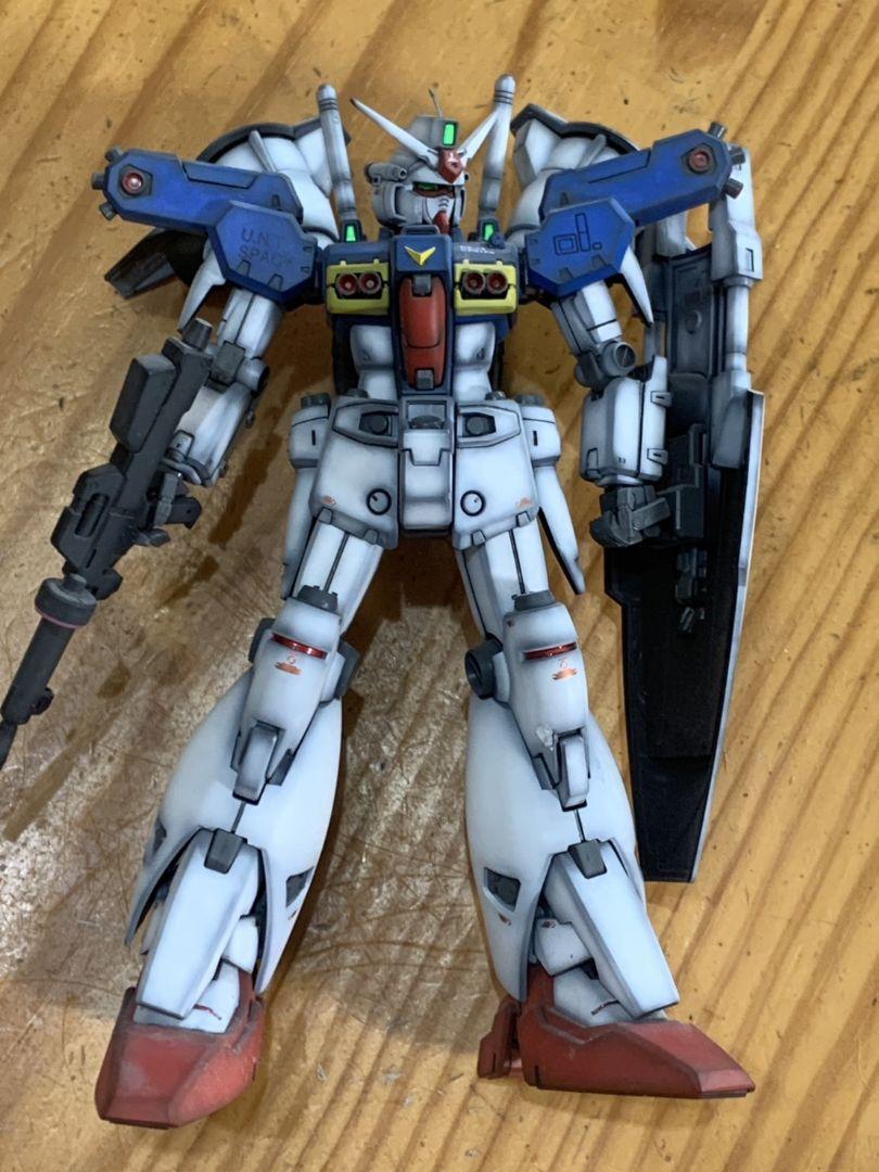 BANDAI　MG GP01 フルバーニアン　塗装品