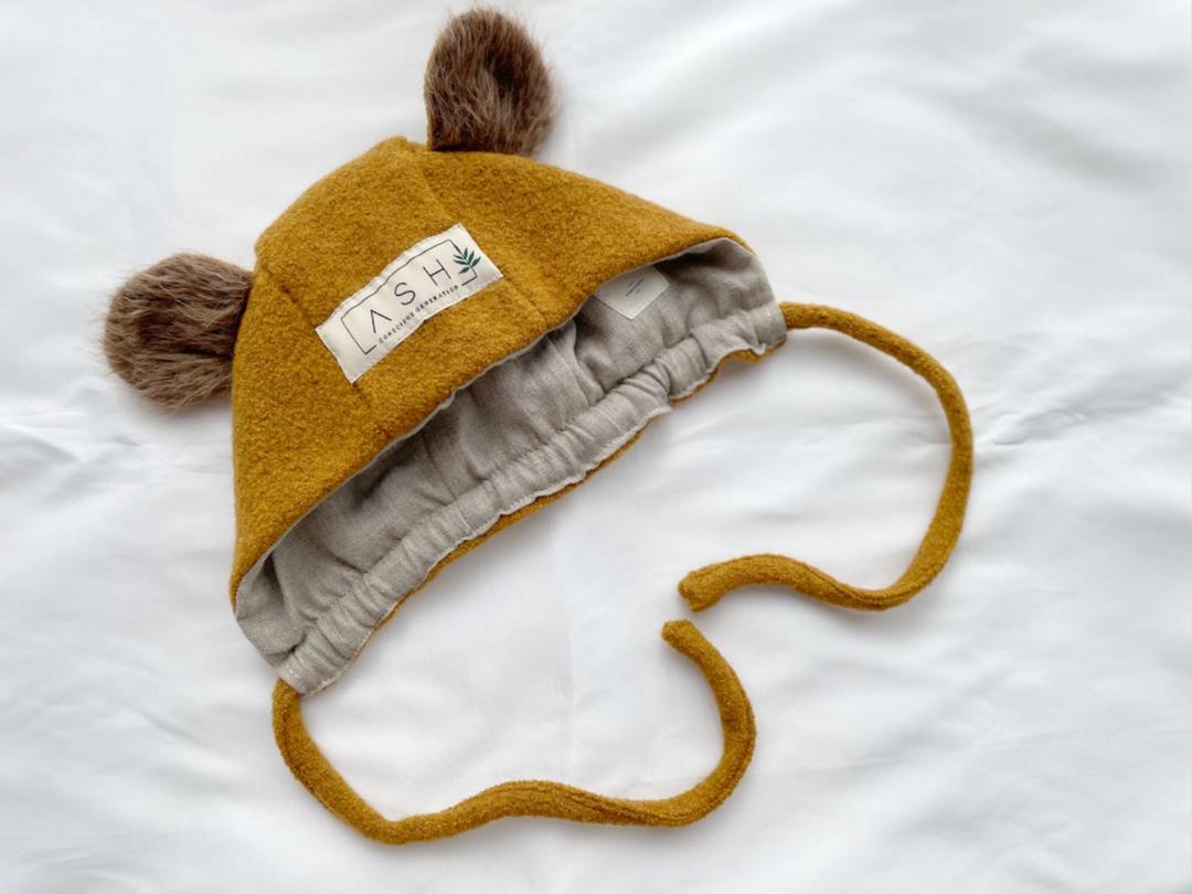 ASH generation / wool bear bonnet