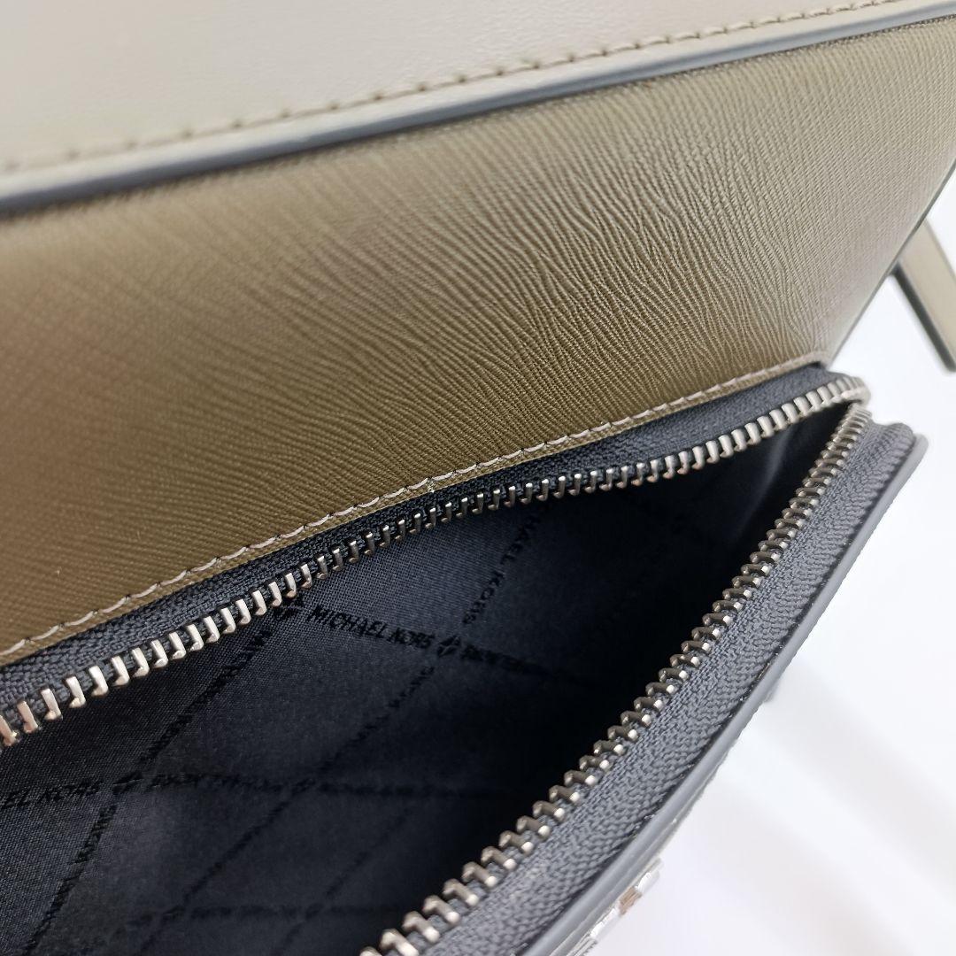 新品　マイケルコース　RIVINGTON　レザー　ショルダーバッグ