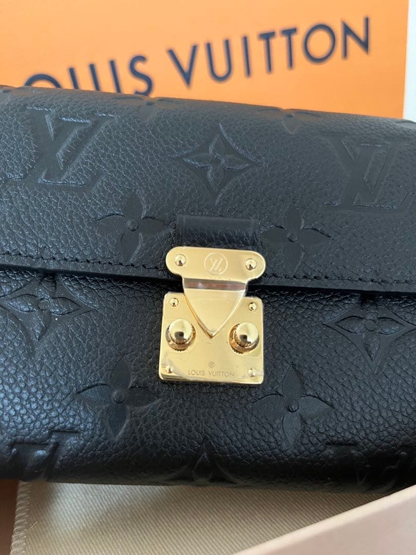 LOUIS VUITTON 長財布
