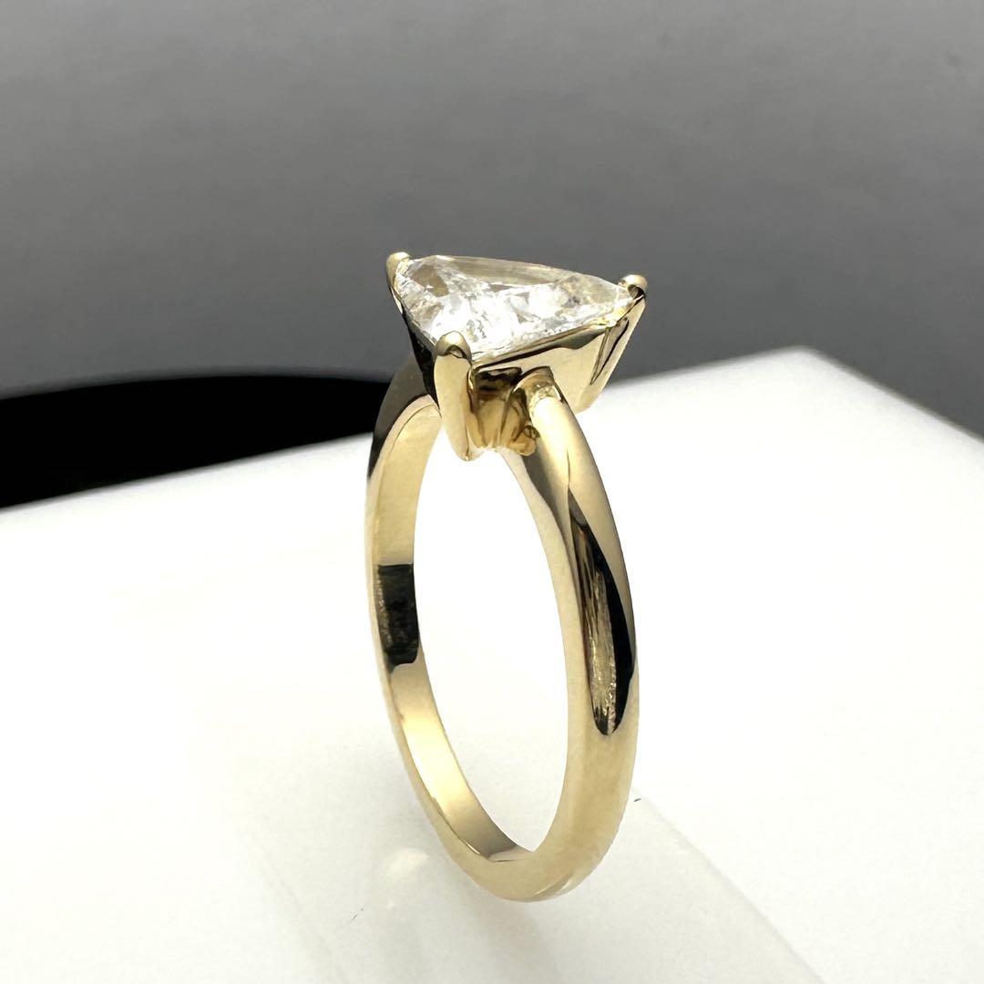 K18天然ダイヤモンドリング　1.012ct H SI2 トリリアントカット