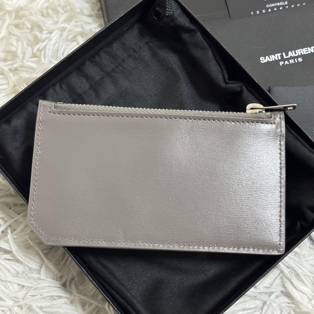 新品未使用✨SAINT LAURENT フラグメントケース　レザー　グレー