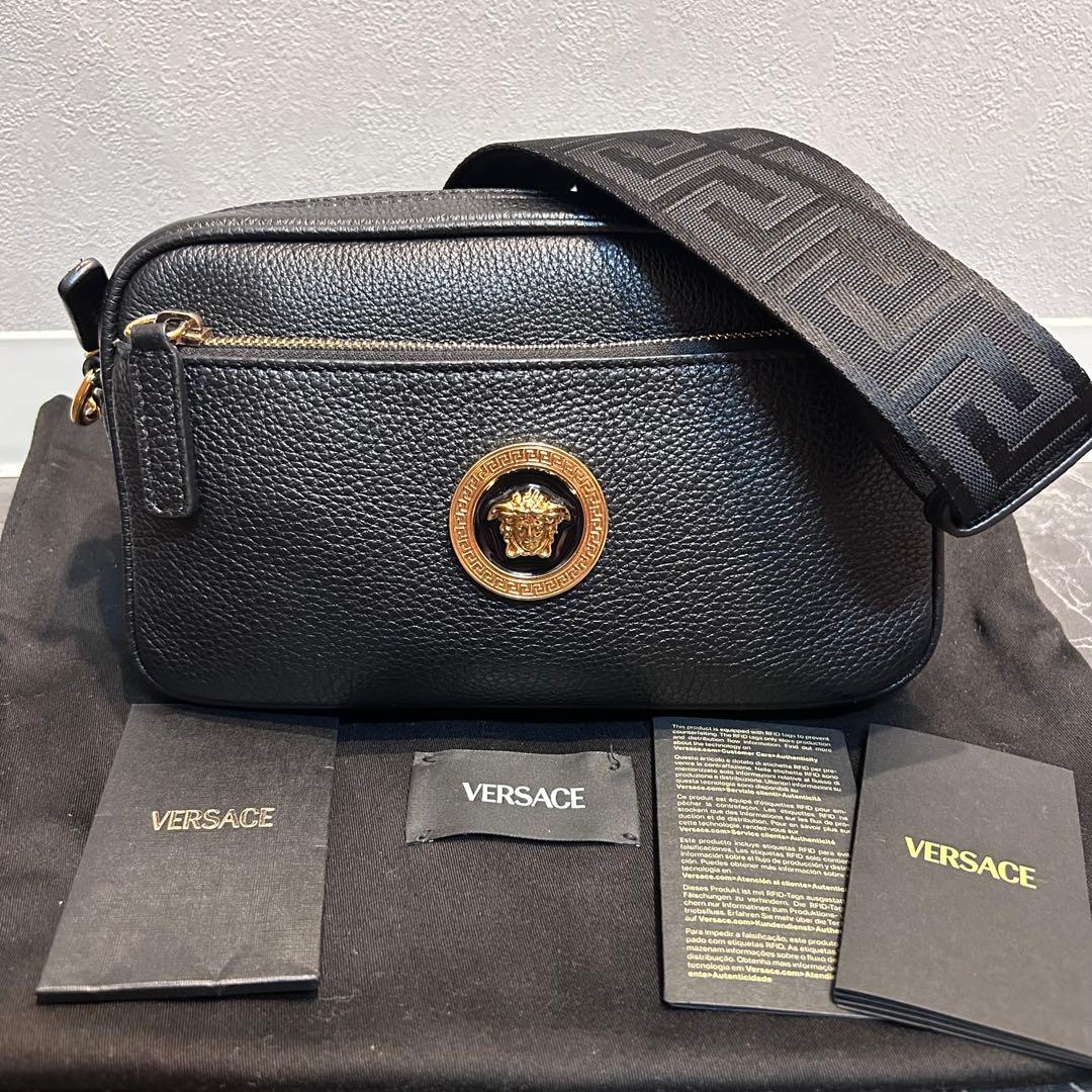 【未使用級】VERSACE ヴェルサーチ メデューサ 黒革 ショルダーバッグ 金