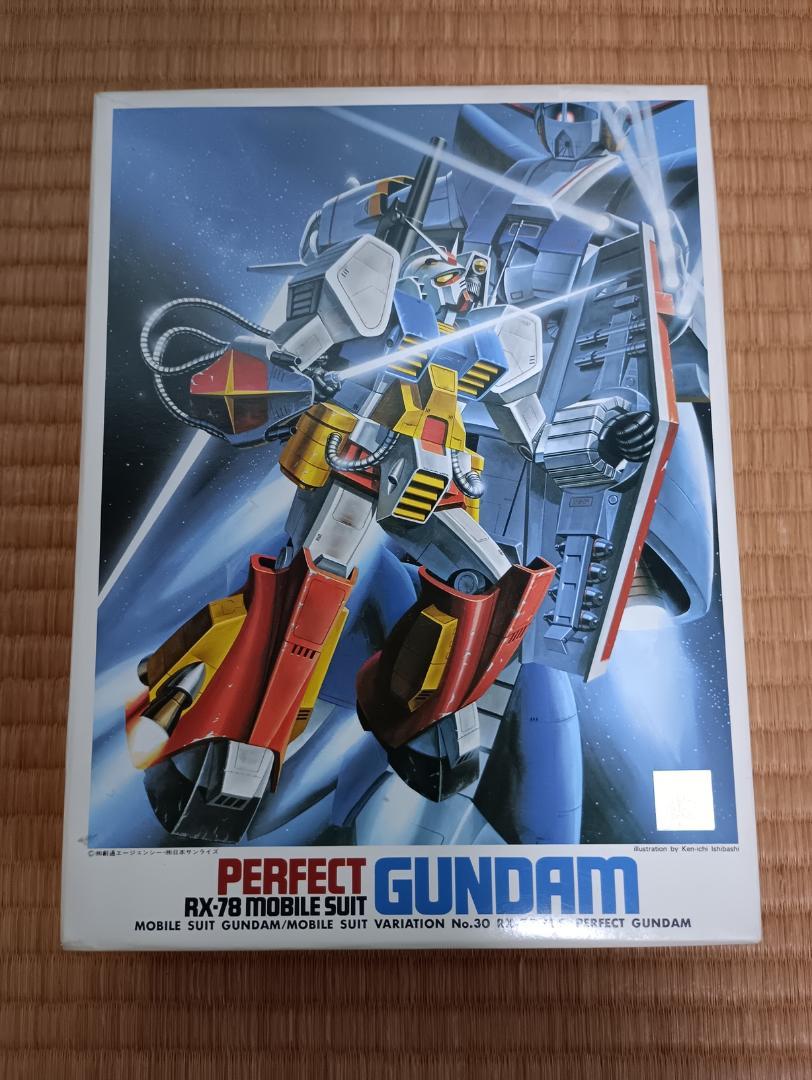 ガンプラ】RX-78 パーフェクトガンダム、1/144スケール、一部