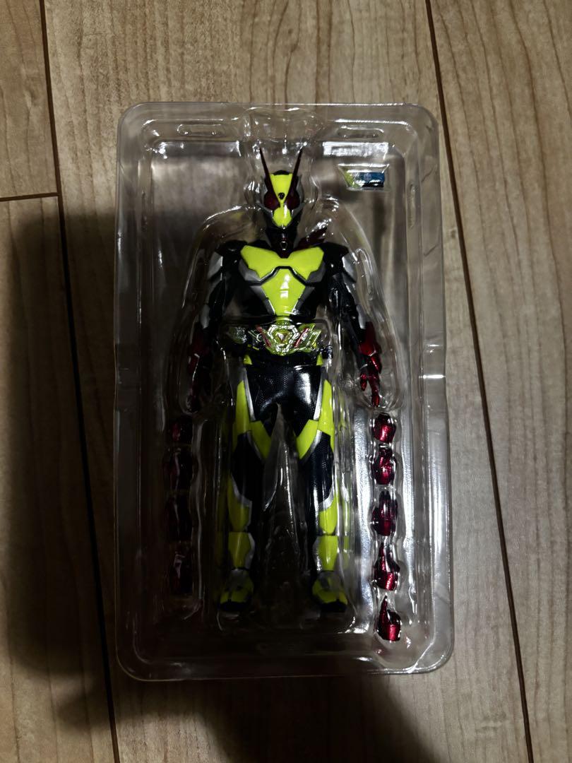 S.H.Figuarts 仮面ライダーゼロツー　飛電或人