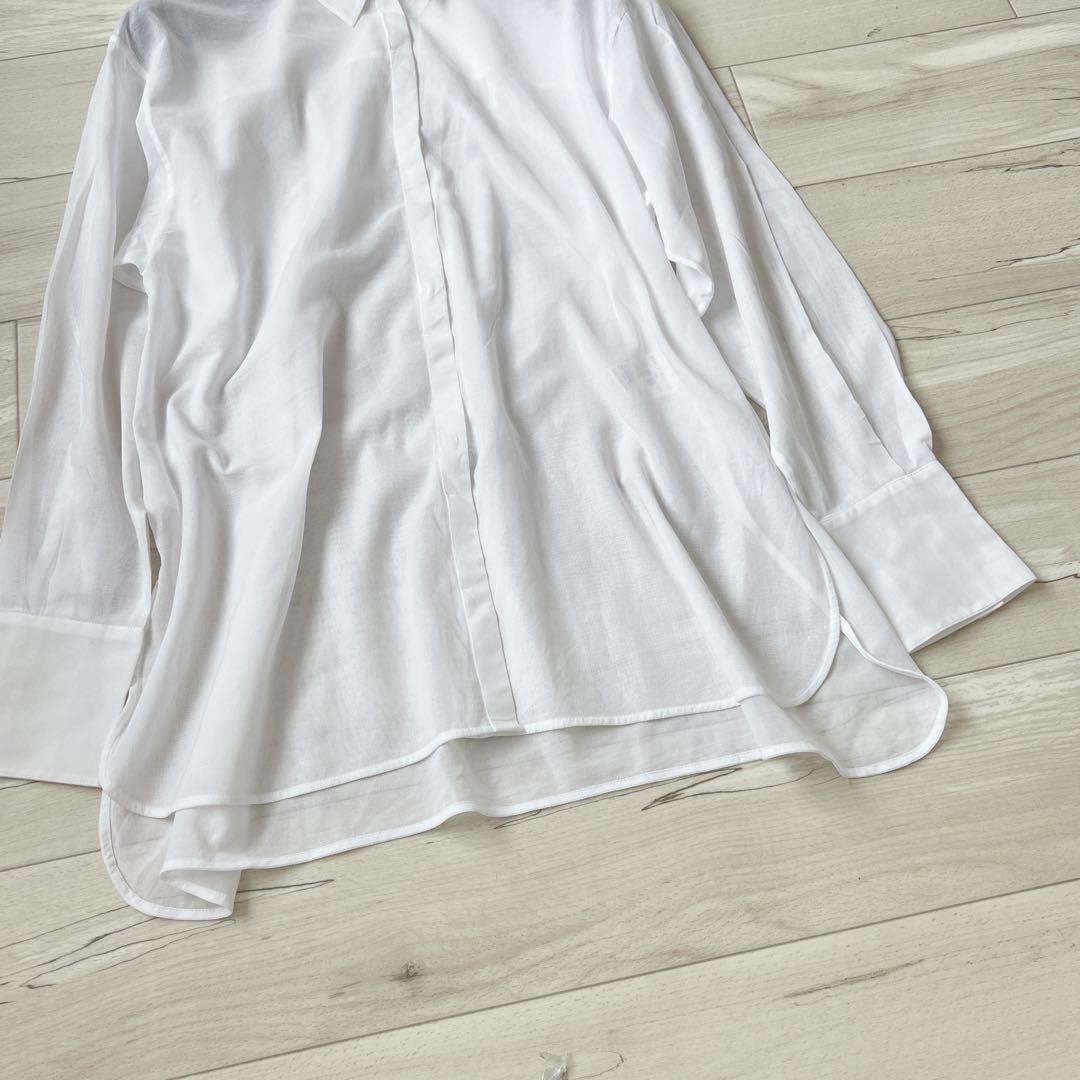 【美品】エポカ　シアーシャツ　比翼ボタン　近年タグ　ホワイト　長袖