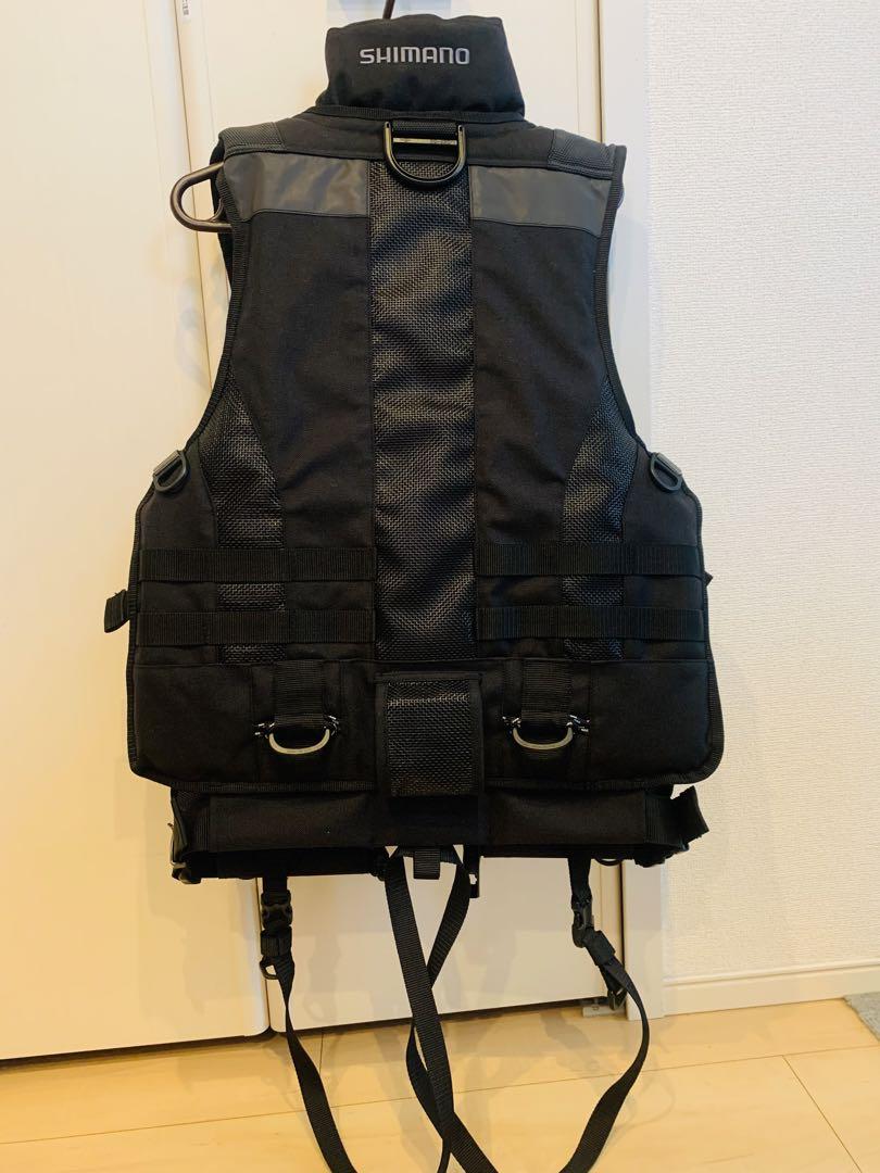 シマノ ロックショアタフベスト新品未使用品おまけ付き