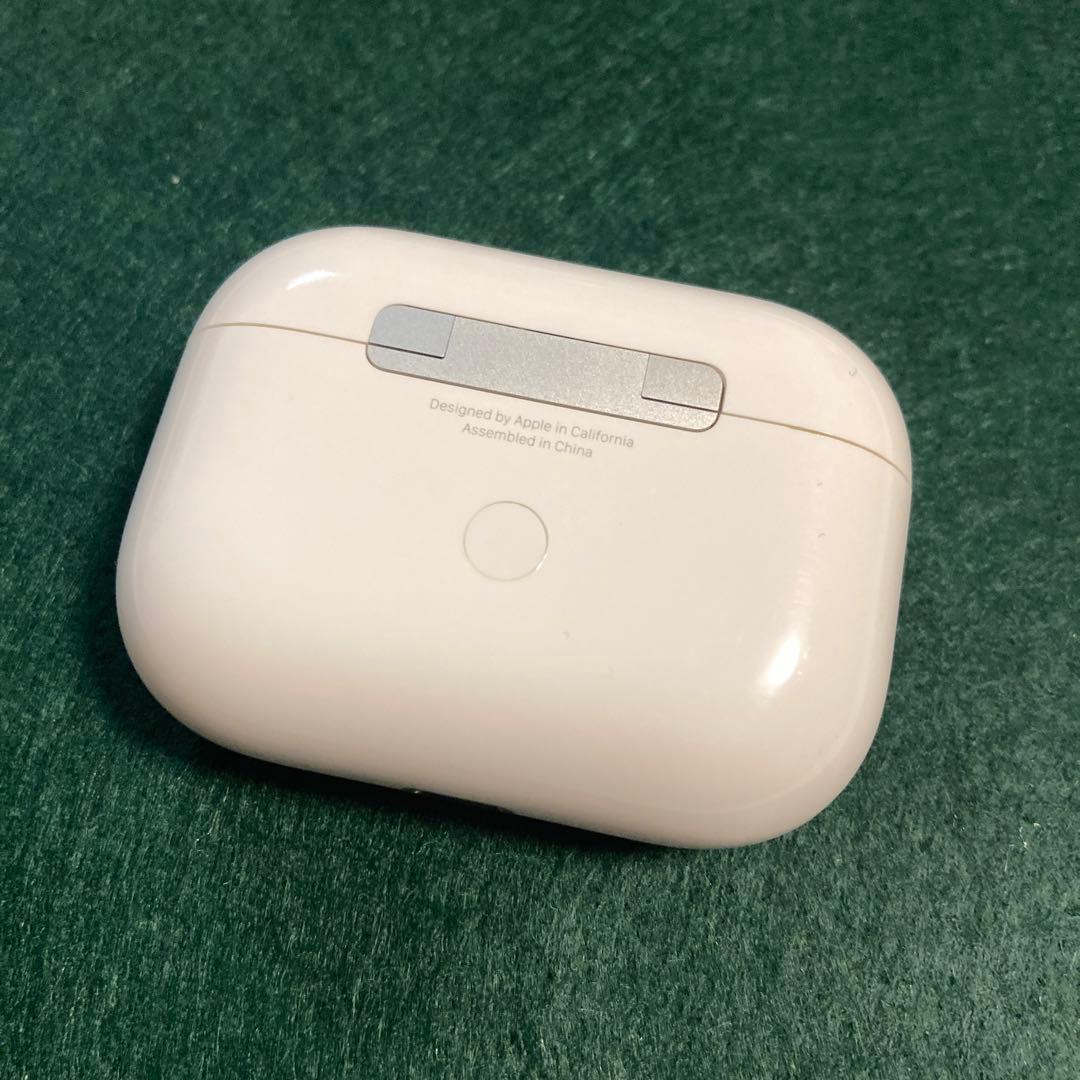AirPods Pro　充電ケース　本体　第一世代　エアーポッズプロ　A2190 ● 動作確認済み ● 純正品　正規品 ● 動作不具合の場合【交換】対応 ● クリー