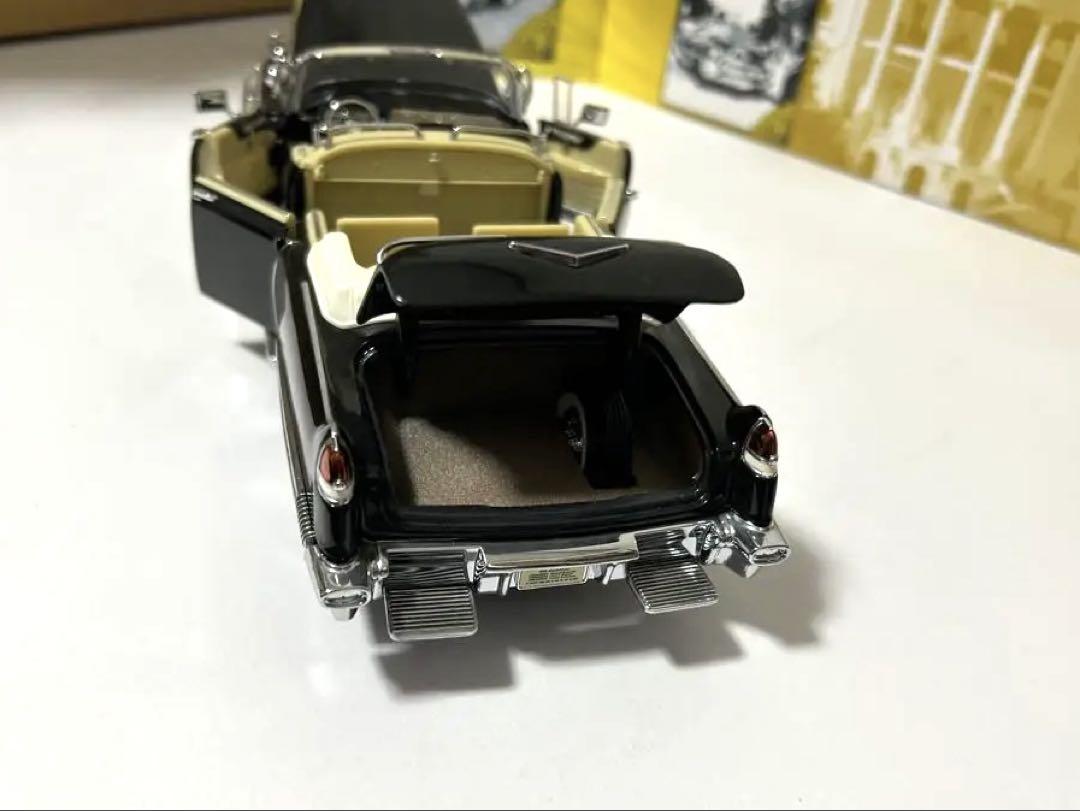 1956年キャデラック 大統領専用車 パレードカー1/24スケール