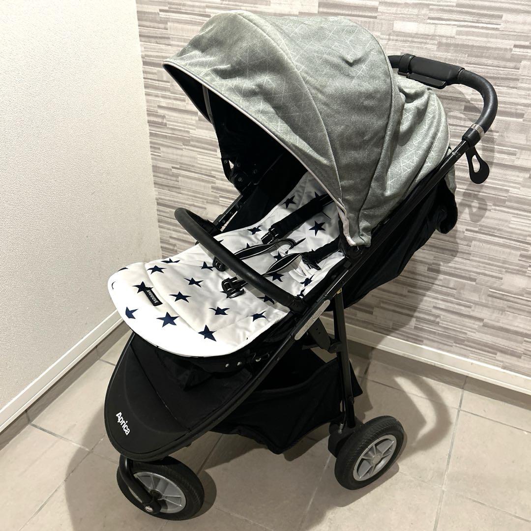 アップリカ　スムーヴプレミアム　グレー　シート付き