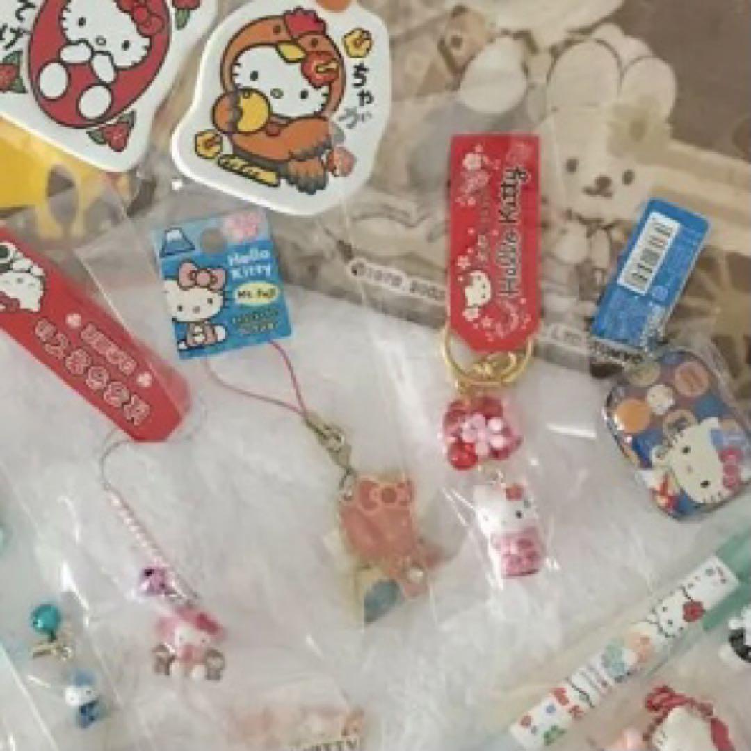 HELLO KITTY サンリオ ハローキティ 71個 まとめ売り レア 希少