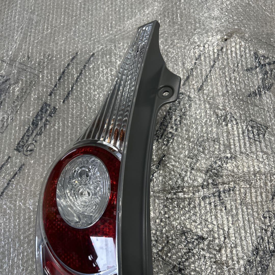 アクア　左　テール　STANLEY52-252 ジャンク品