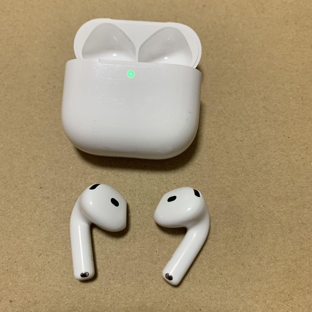 Apple AirPods 第4世代　A3058 3050 3053
