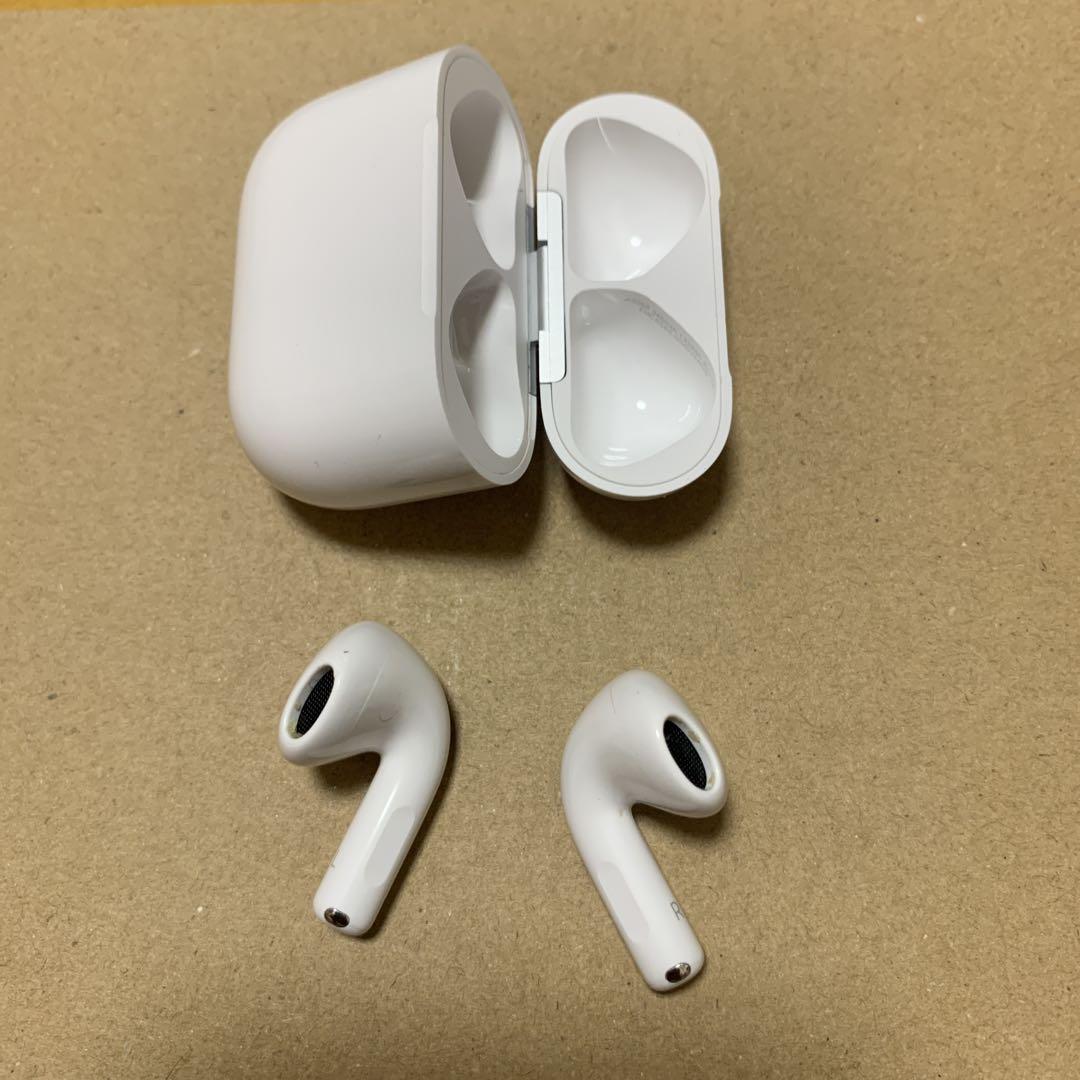 Apple AirPods 第4世代　A3058 3050 3053