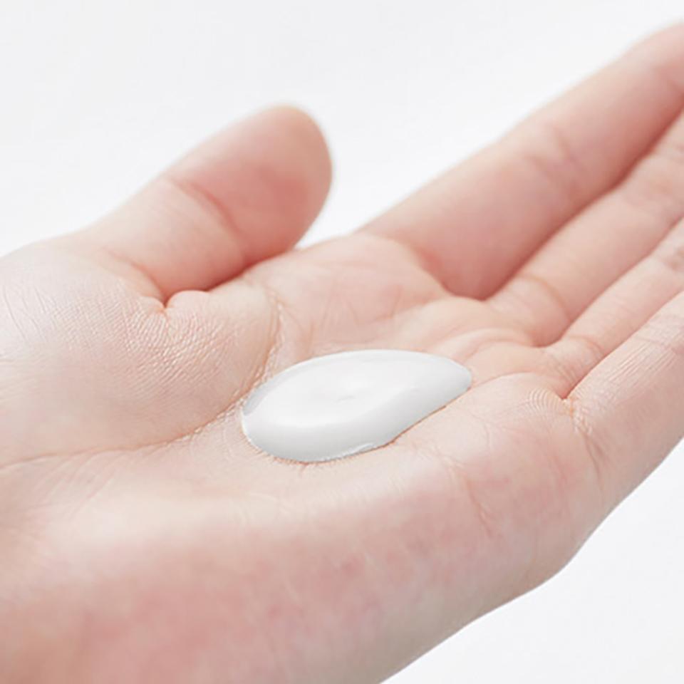 新品 チェルラーブリリオ N 30 ml　パーフェクトエッセンス＆モイスチャー