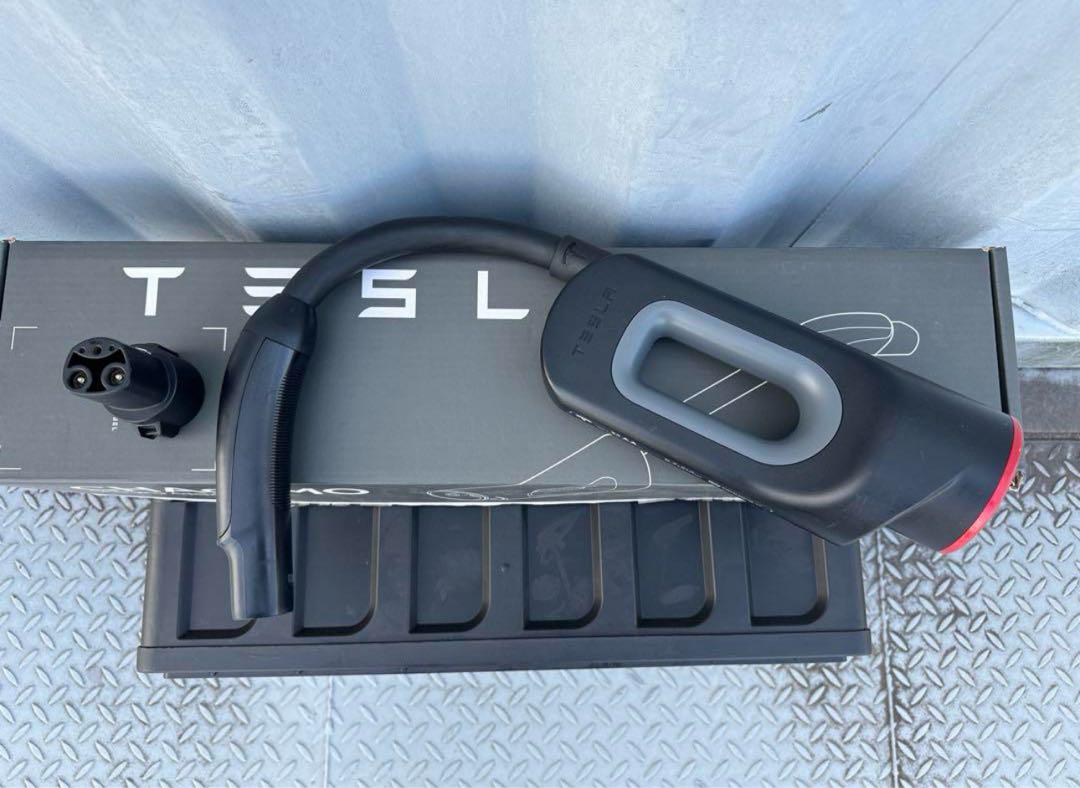 希少！！　日本版　テスラ　チャデモアダプター　TESLA CHADEMO