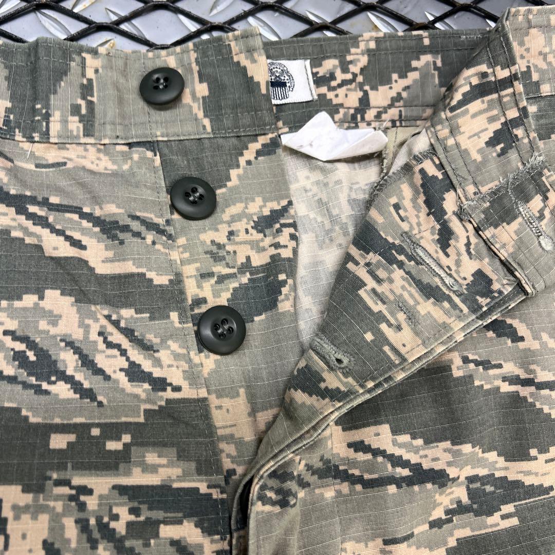 米軍実物 放出品  軍服 戦闘服 上下 半袖 半ズボン ハーフパンツ 短パン 2 米軍実物 放出品 軍服 戦闘服 上下 半袖 半ズボン ハーフパンツ 13