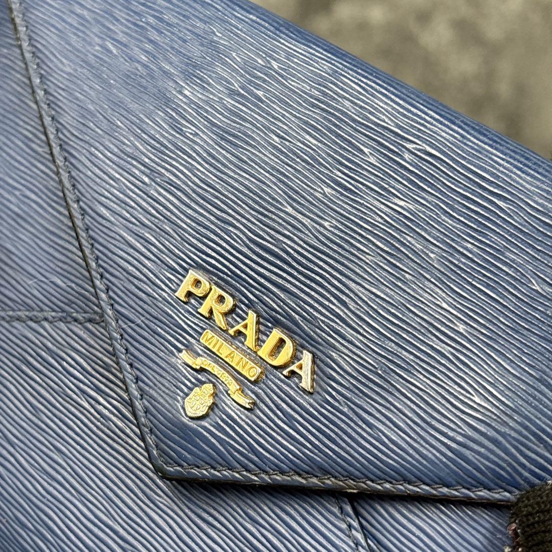 ✨️美品✨️プラダ PRADA レター 長財布 ネイビー 3角ロゴ 人気
