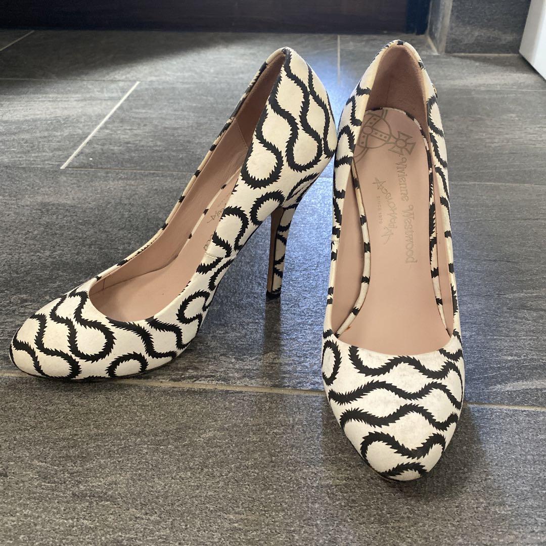VivienneWestwood ANGLOMANIA スクイグル パンプス VivienneWestwood ANGLOMANIA スクイグル パンプス