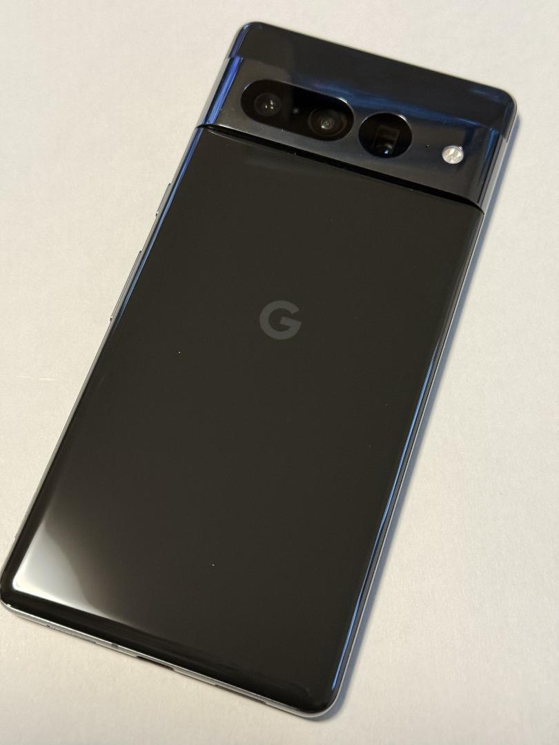 美品 Google Pixel 7 Pro 256GB ブラック SIMフリー