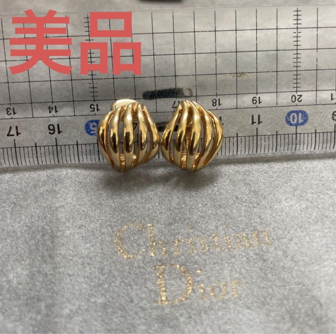 Christian Dior ゴールドカラーイヤリング　ビンテージ　美品③