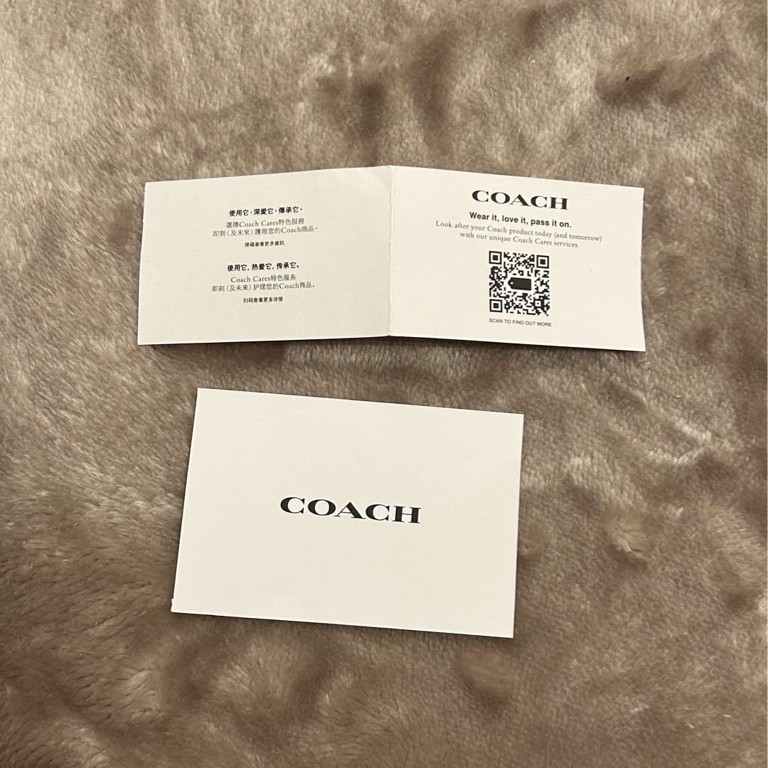 ● COACH