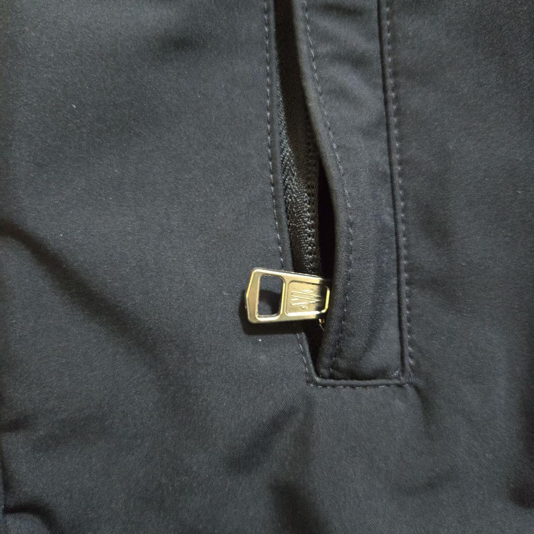 MONCLER ナイロンジャケット 紺