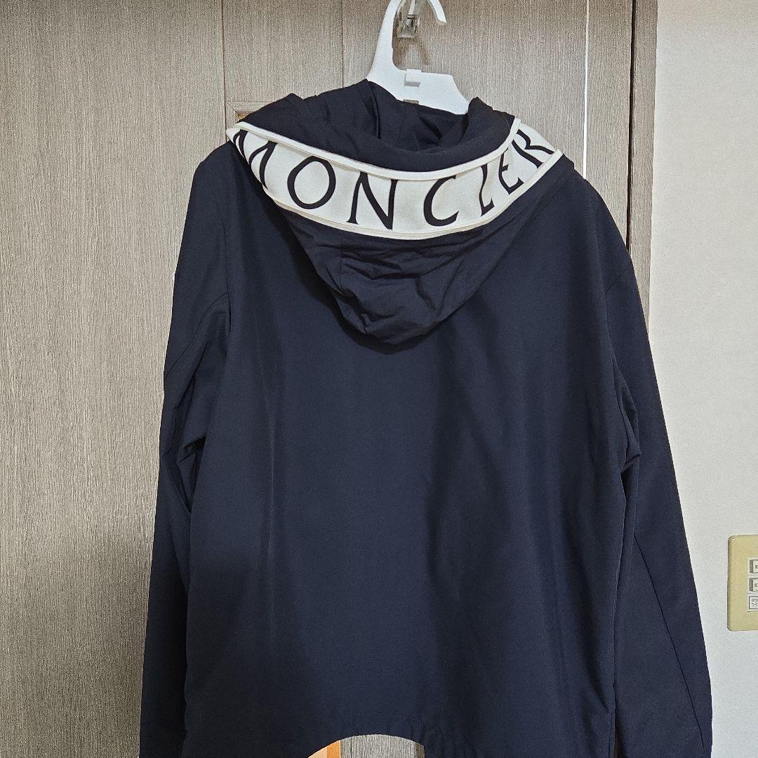 MONCLER ナイロンジャケット 紺