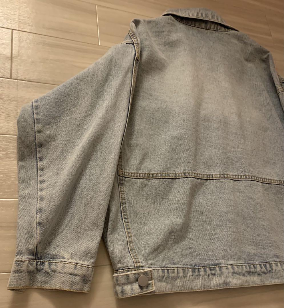 新品未使用品試着のみ♡リーナクチュール♡パールフラワーボタンデニムジャケット