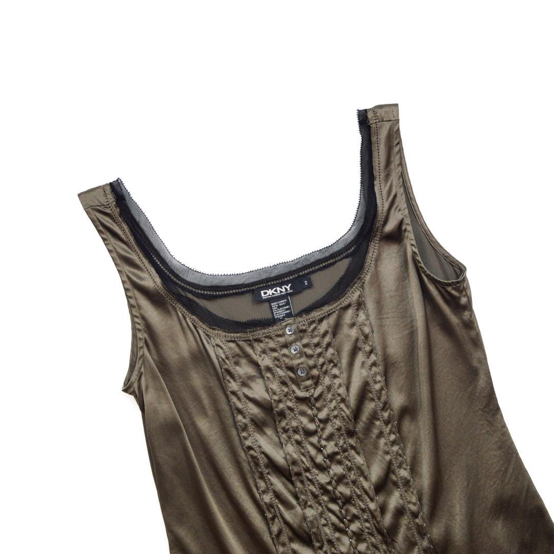 DKNYダナキャランニューヨーク ストレッチシルクピンタックノースリーブブラウス DKNYダナキャランニューヨーク ストレッチシルクピンタック