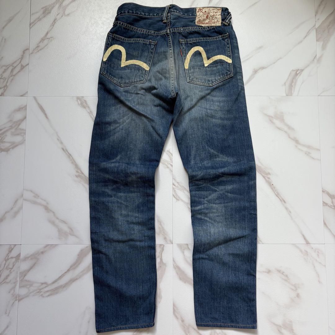 【人気✨】EVISU　ミニカモメ　　W30✖32　No.3　ダメージデニム 人気✨️EVISU デニムジーンズ W30 ミニカモメ 白 ペイント