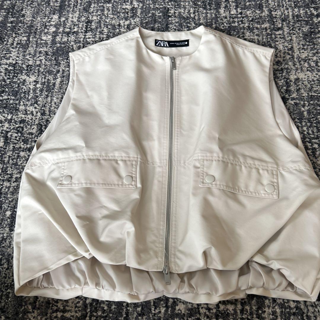 ZARA アイボリー ノースリーブジャケット