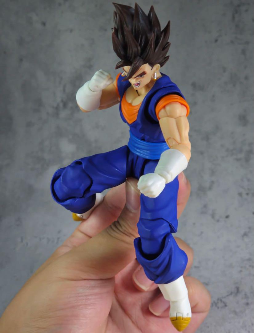 s.h.figuarts ドラゴンボール スーパーサイヤ人ベジット