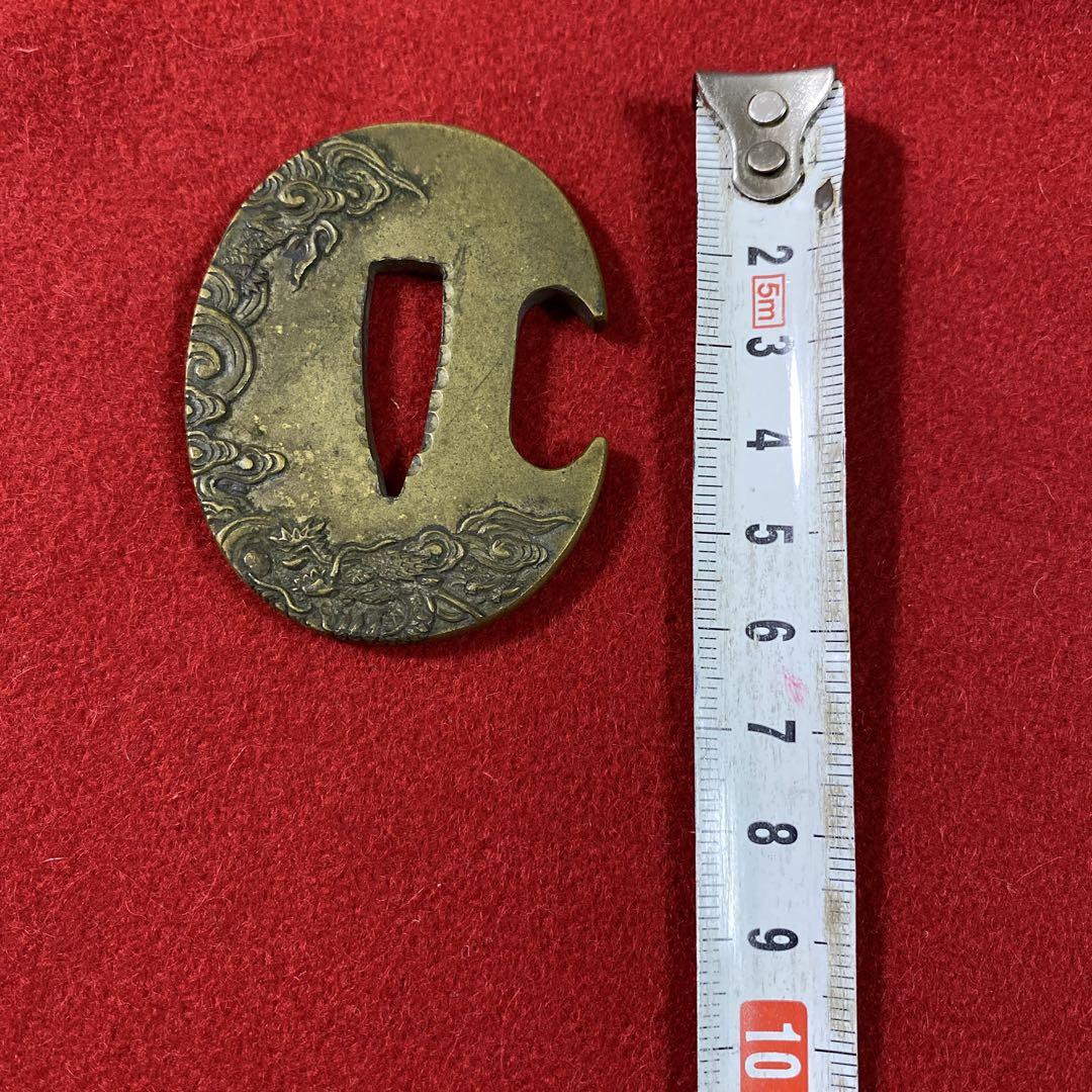 B–9 日本刀の鍔(つば) 武具　銅製　装飾品　アンティーク　美術品　工芸品　鍔