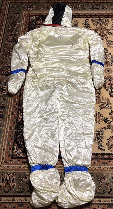 三ツ矢サイダー宇宙服型寝袋 - メルカリ