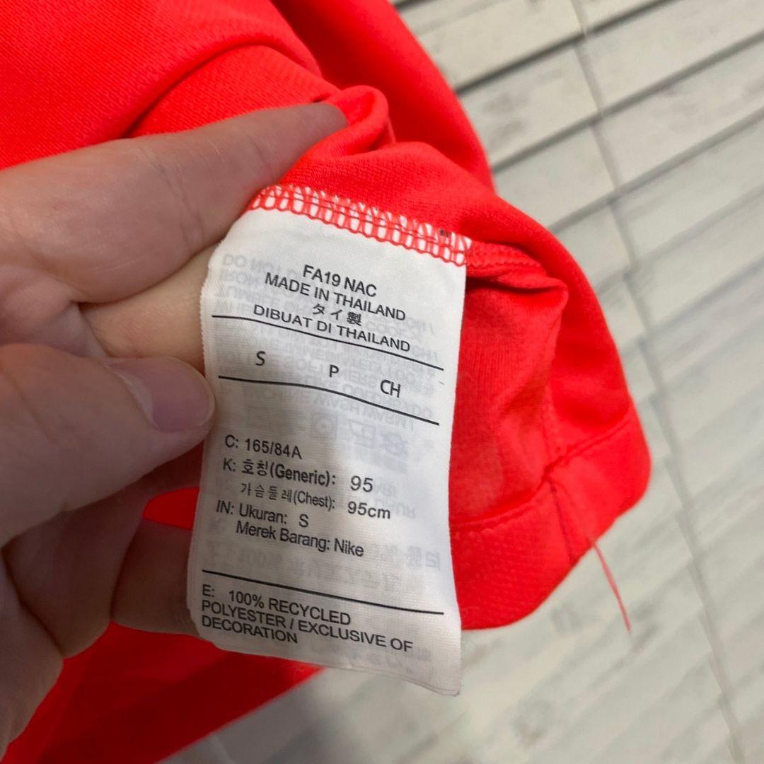Paris Saint-Germain Jordan シャツ 赤