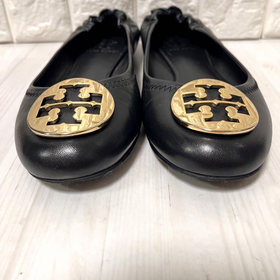 【美品】トリーバーチ　24 クレアバレエ　ゴールドロゴプレート　フラットシューズ