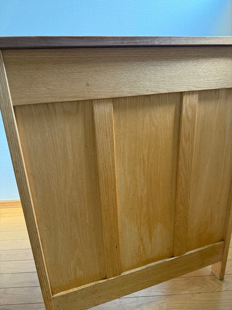 木製レジカウンターやや傷や汚れあり