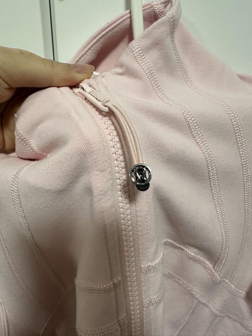 lululemonヨガジャケット