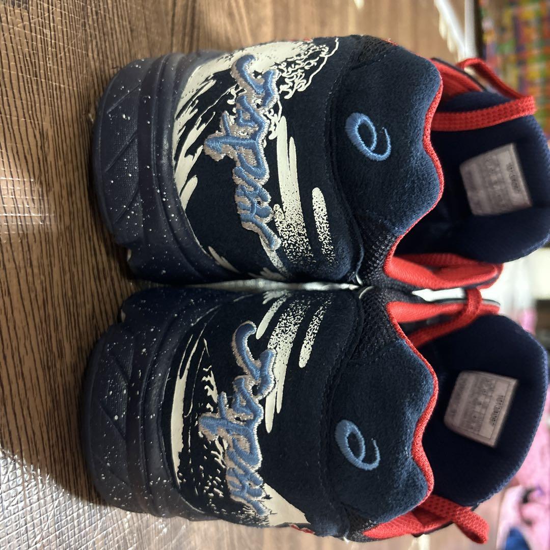 アシックス asics ランナー シューズ
