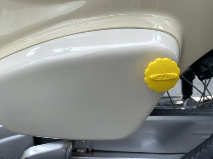 HONDA サイドカバーノブJA59他 イエロー ２個