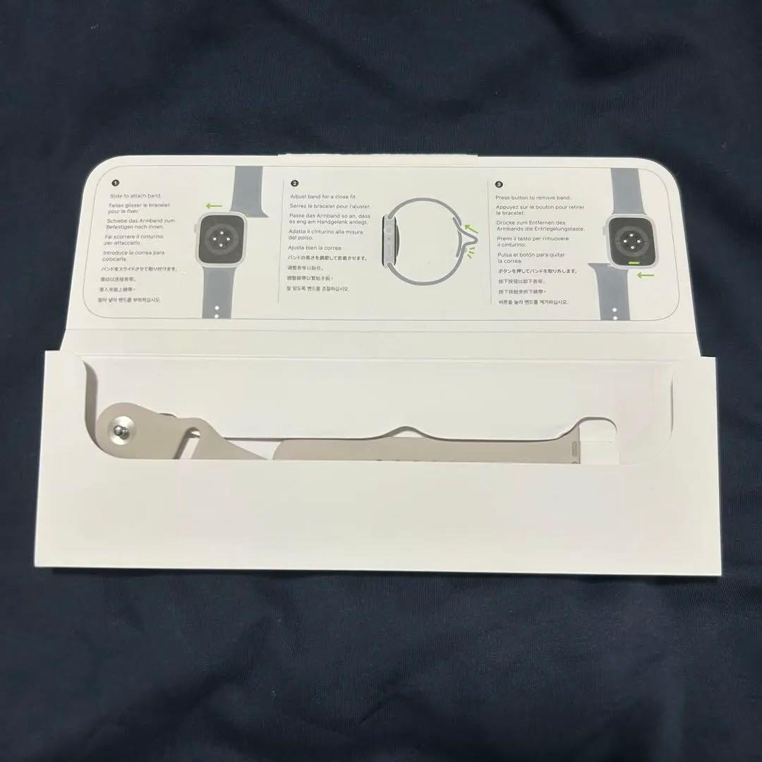 Apple Watch SE 第二世代本体 充電ケーブル付き Apple Watch SE 第二世代本体 充電ケーブル付き