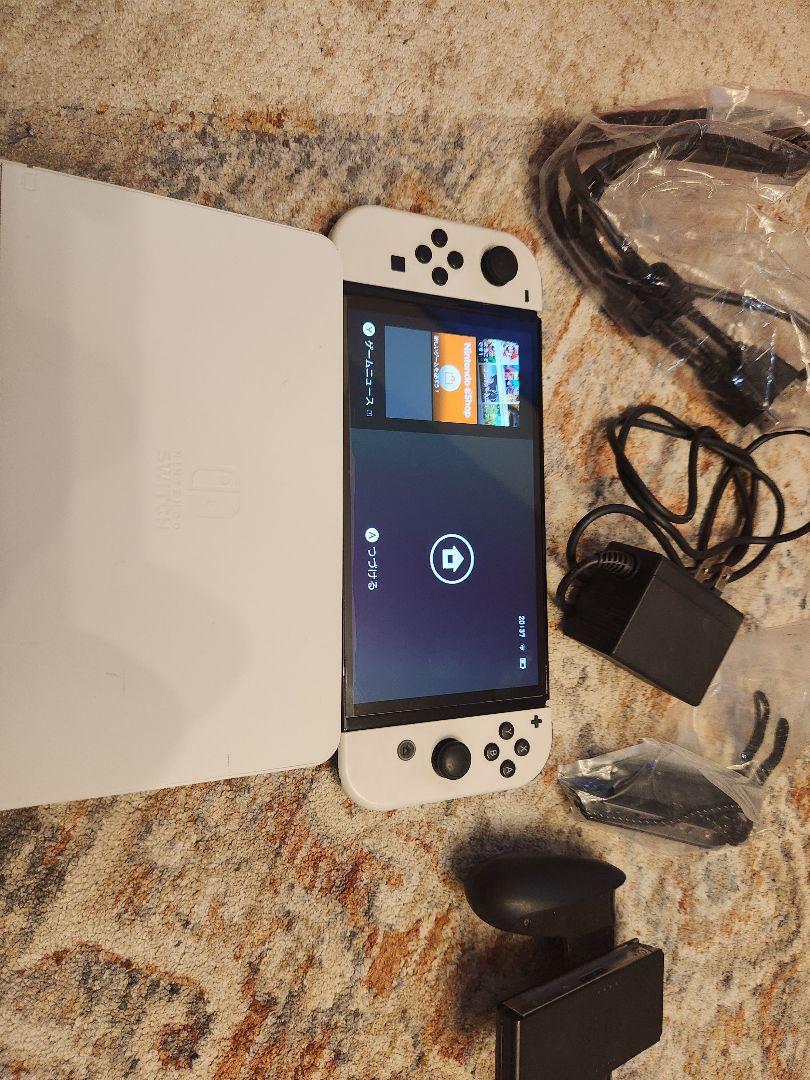 【美品】Nintendo Switch 有機ELモデル ホワイト