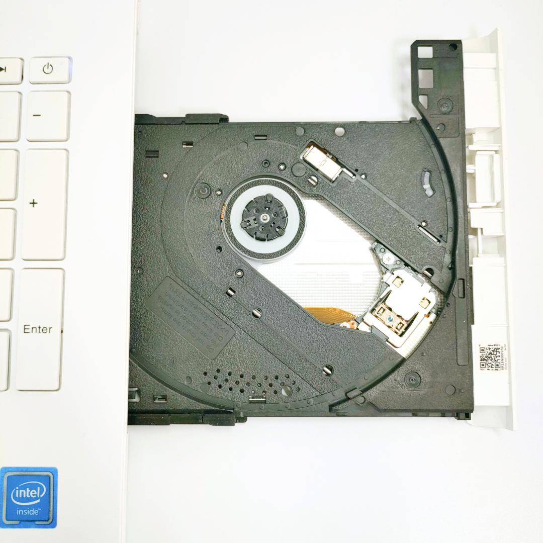 売り切れ御免✨️Win11/爆速SSD/すぐ使えるカメラ付きノートパソコン 売り切れ御免✨️Win11/爆速SSD/すぐ使えるカメラ付きノートパソコン