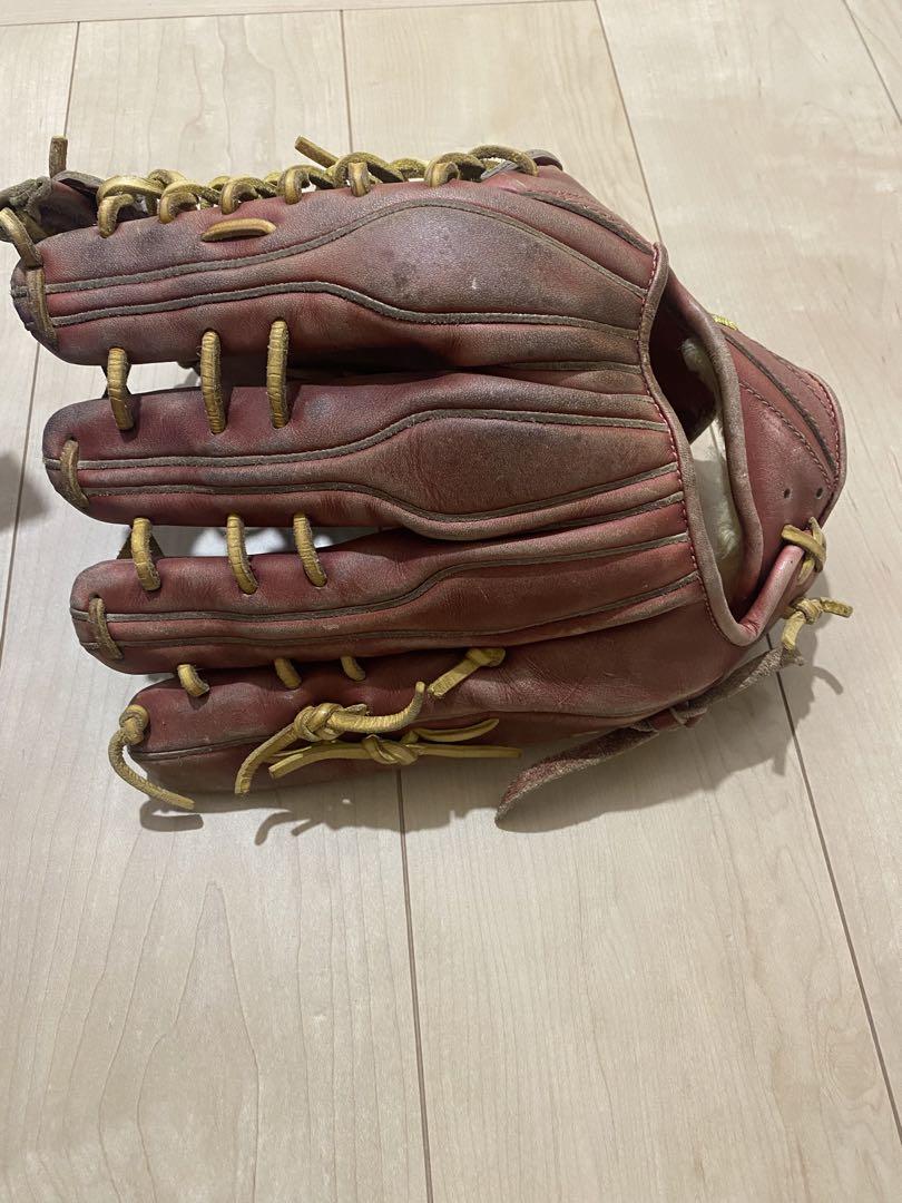 硬式野球グローブ アシックスゴールドステージ外野手用