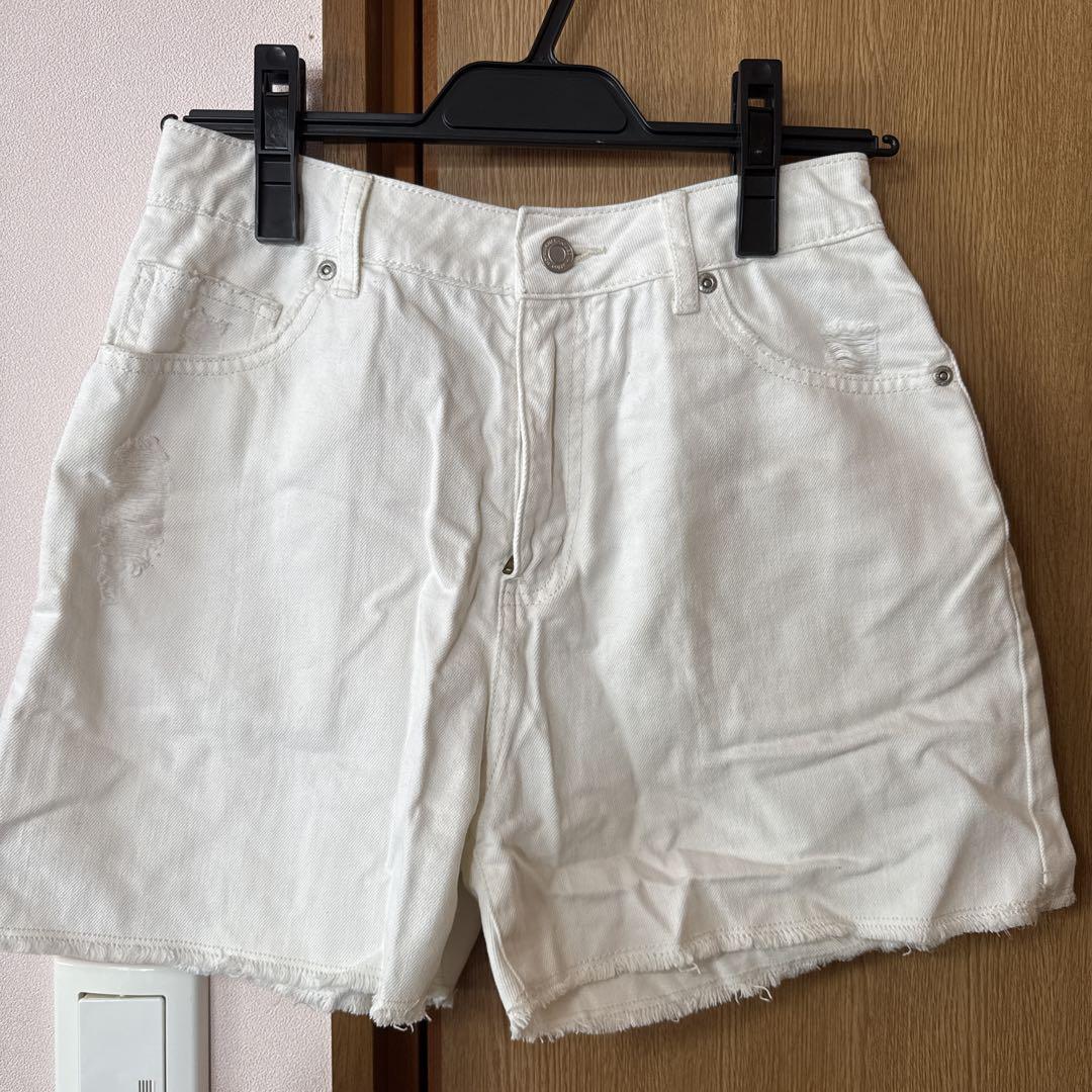 ホワイト Mサイズ ショートパンツ - メルカリ