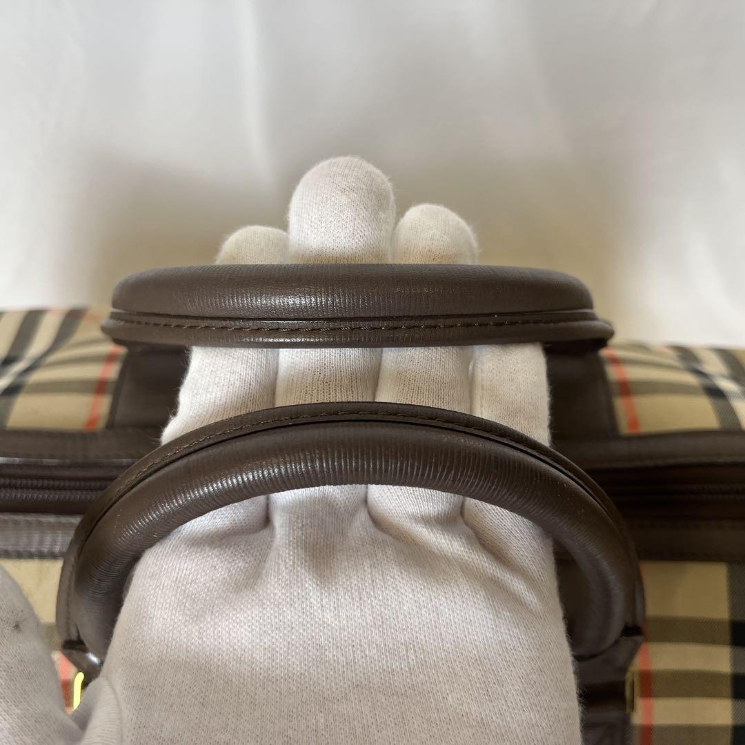 ダニエル様専用 BURBERRY ボストンバッグ ノバチェック ロゴプレート ダニエル様専用 BURBERRY ボストンバッグ ノバチェック ロゴプレート