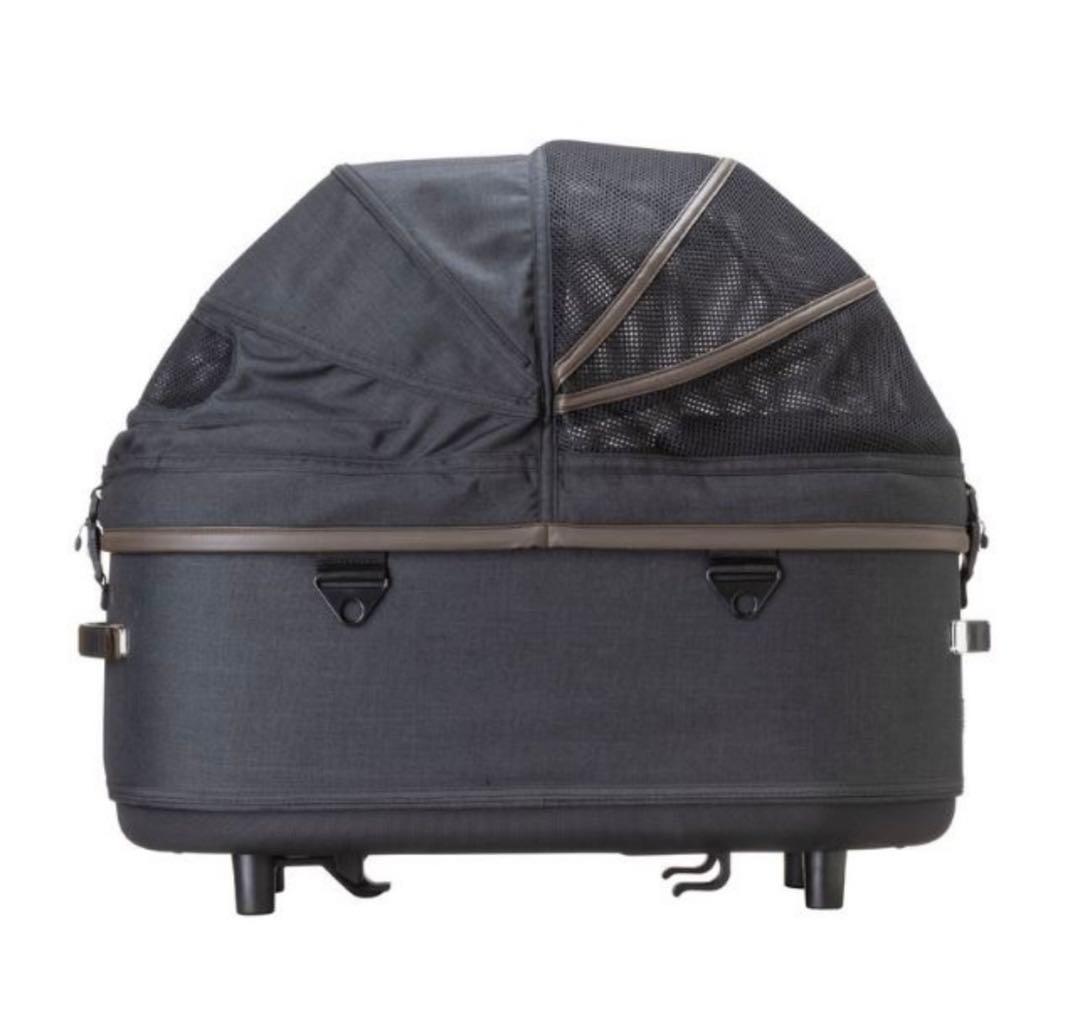 Mercedes-Benz × AIRBUGGY ペットカート