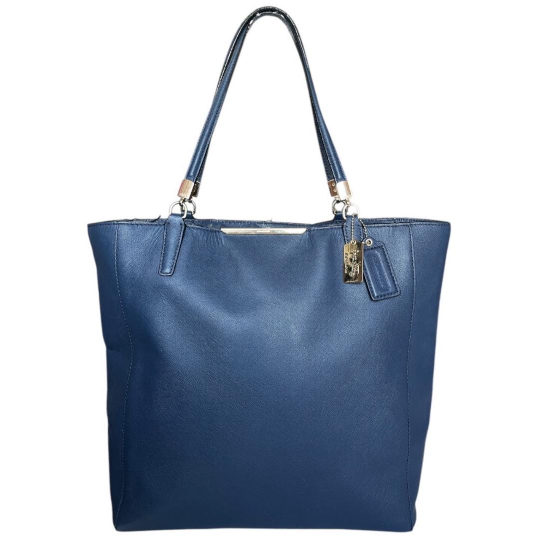COACH 青 トートバッグ 未使用 COACH コーチ トートバッグ ロゴチャーム PVC レザー #1R-14