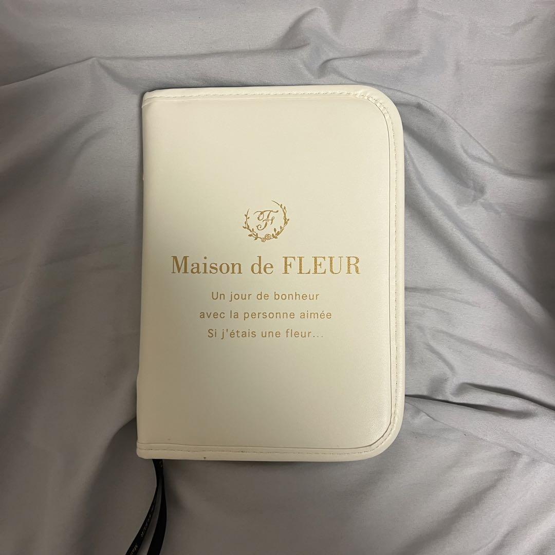 Maison de FLEUR アクスタケース
